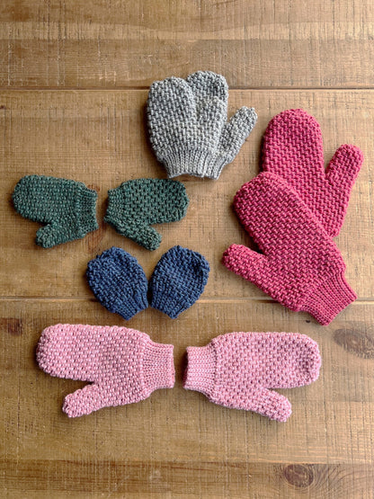 CROCHET PATTERN & VIDEO/ Herringbone Moss Stitch Crochet Mittens / Textured Crochet Gloves / Baby to Adult Size Pdf Crochet Pattern
