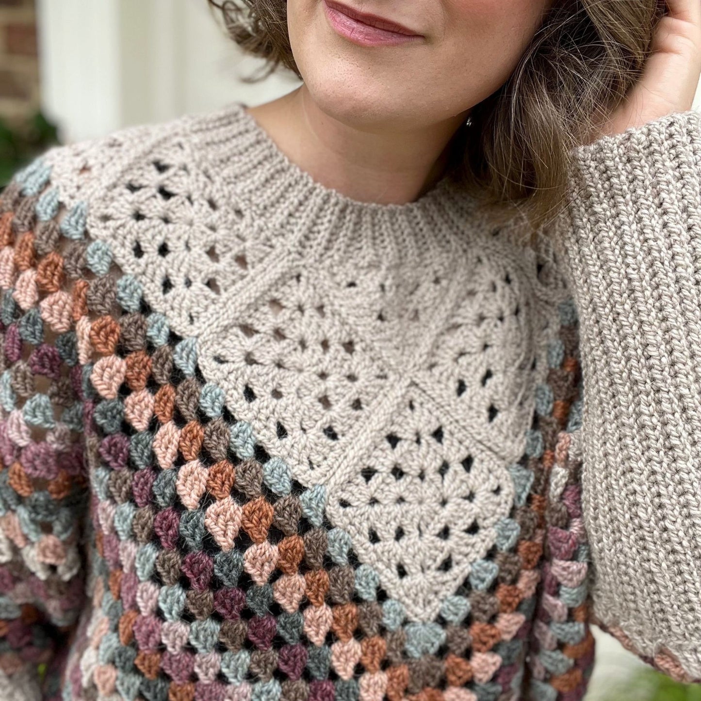 CROCHET PATTERN / Granny Square Poncho Pattern / Swoncho with Sleeves / Beginner Crochet Poncho Pattern